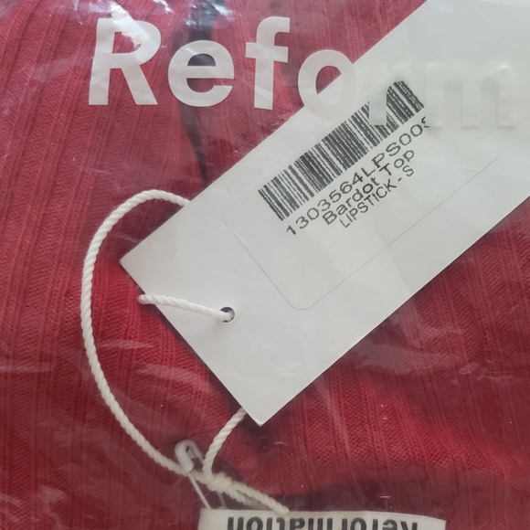 ❤Reformation Lipstick Red Top - Picture 5 of 5